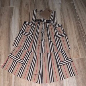 ❤️ girls Burberry romper❤️